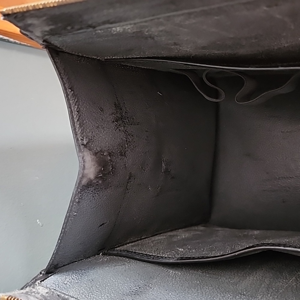 Authentic Louis Vuitton Riviera Epi Black - Picture 11 of 12